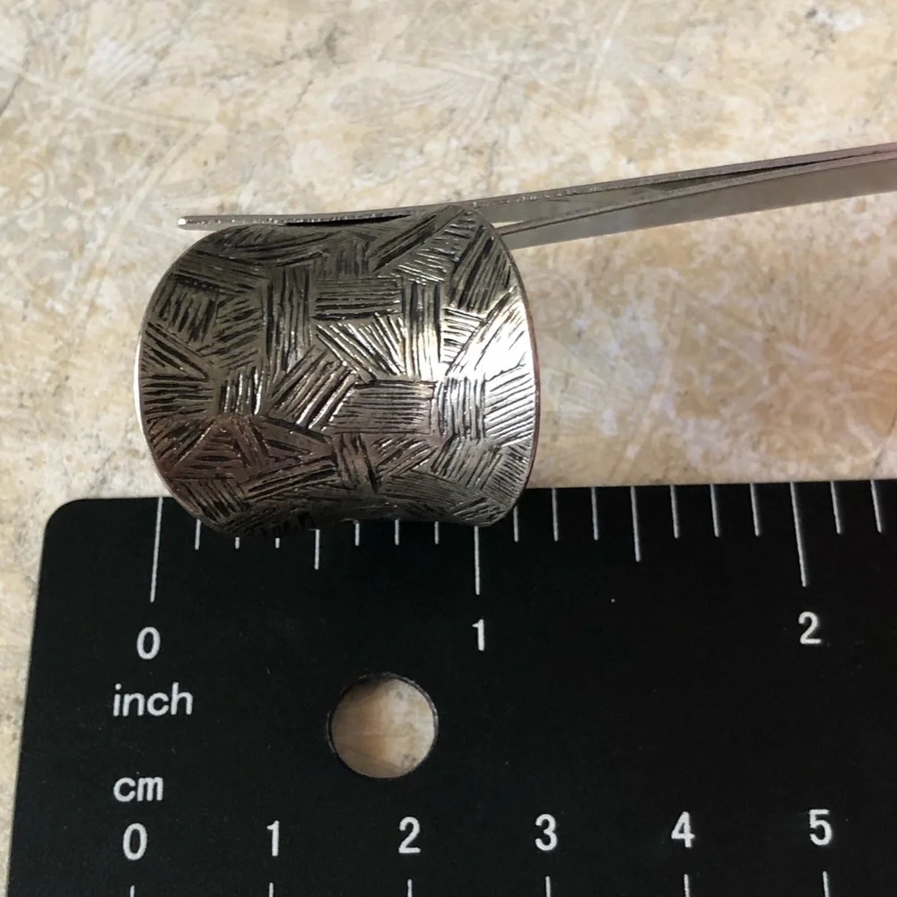 N/A silver tone